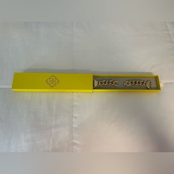 Kendra Scott gold Apple Watch band - Picture 1 of 2